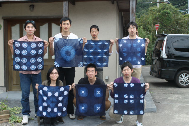 【藍染め体験】日本の伝統文化を気軽に体験！藍染めにチャレンジしてみよう！